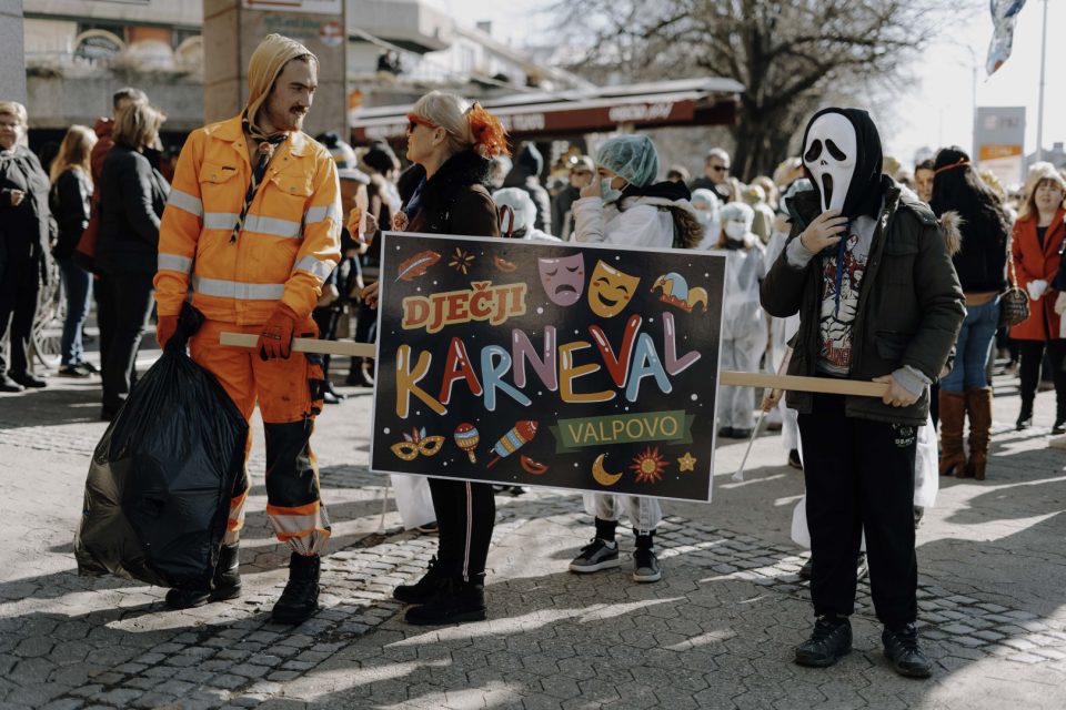 Dječji gradski karneval u Valpovu 2023.